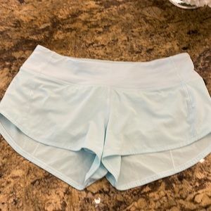 Lululemon aqua colored speed short EUC